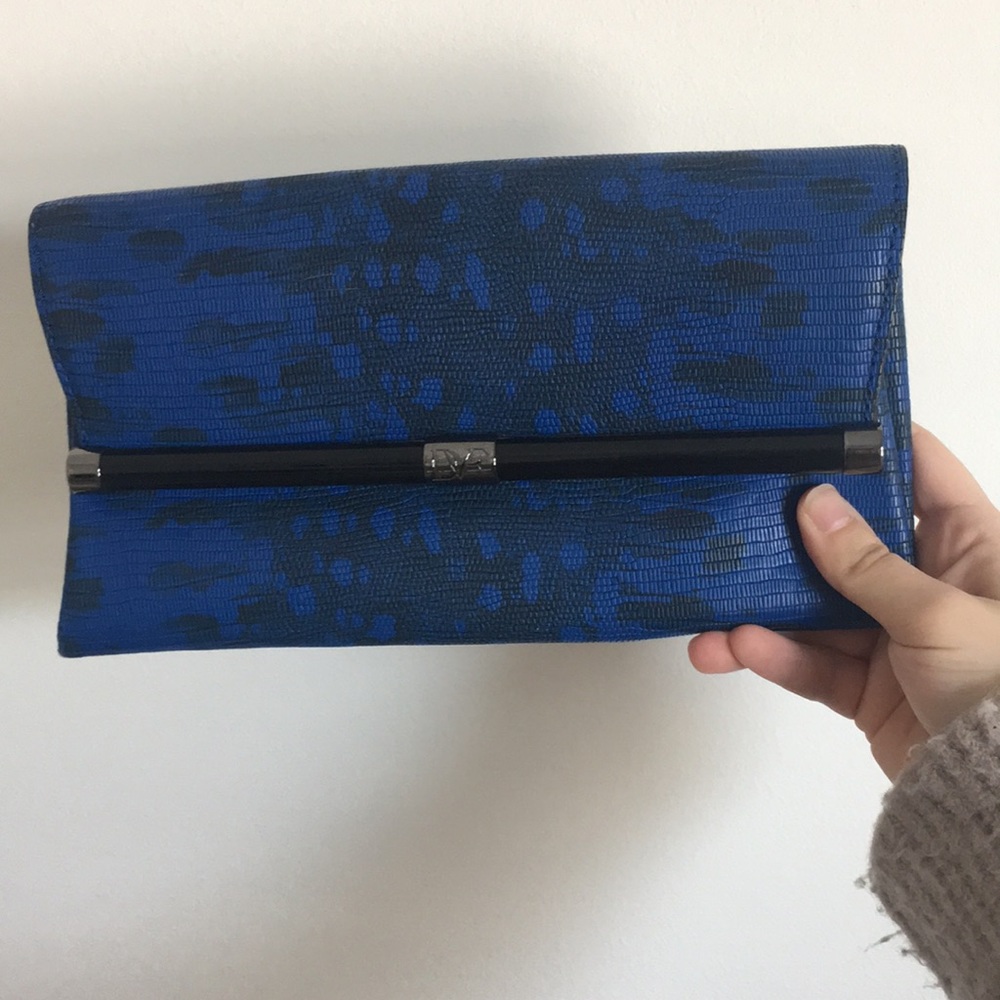 Fold over envelope clutch
